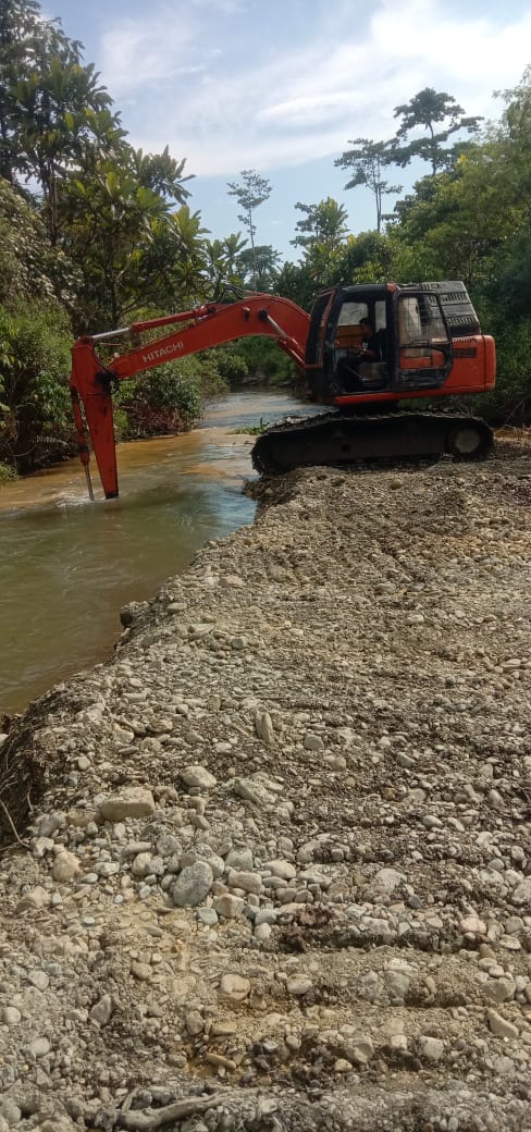 Normalisasi Sungai 200 Meter di RT 1 Rampung, Pemkam Tioka Kencana Tuntaskan Program Infrastruktur 2025