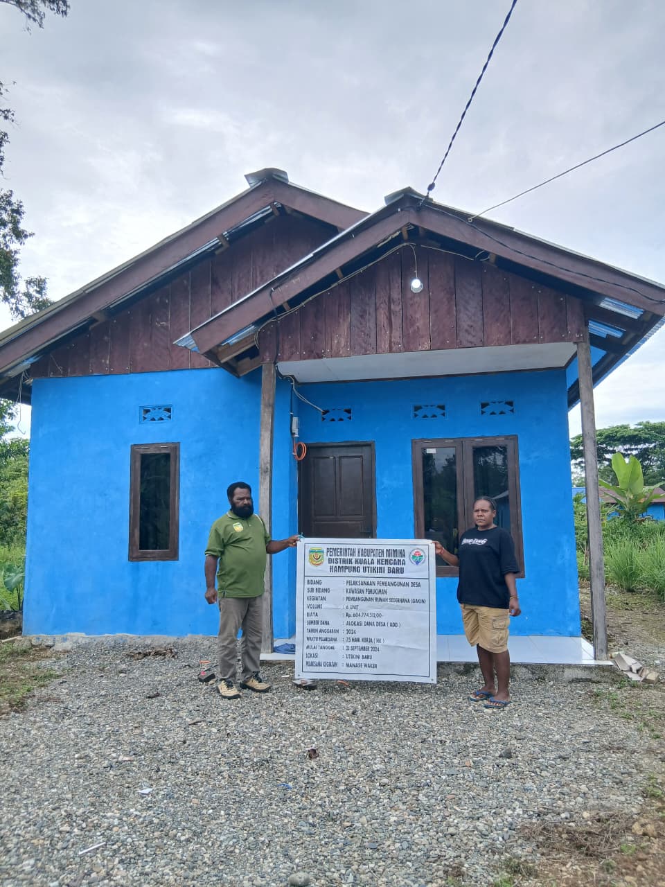 Program Fisik 2025 Tuntas, Kepala Kampung Utikini Satu: 10 Rumah, 7 Kolam Ikan dan Kebun Nenas Rampung