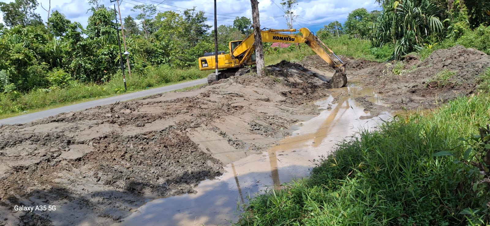 Normalisasi Sungai dan Pembersihan Parit di Utikini II Capai 850 Meter, Warga Terhindar Banjir
