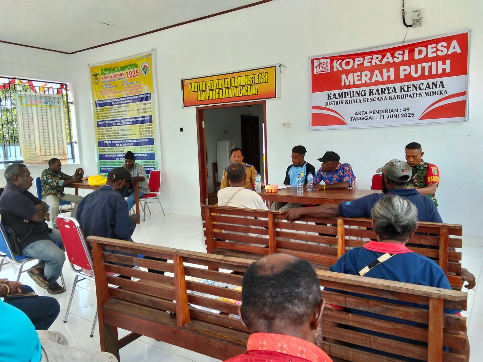 Suasana pertemuan terkait musyawarah desa khusus terkait Koperasi merah putih