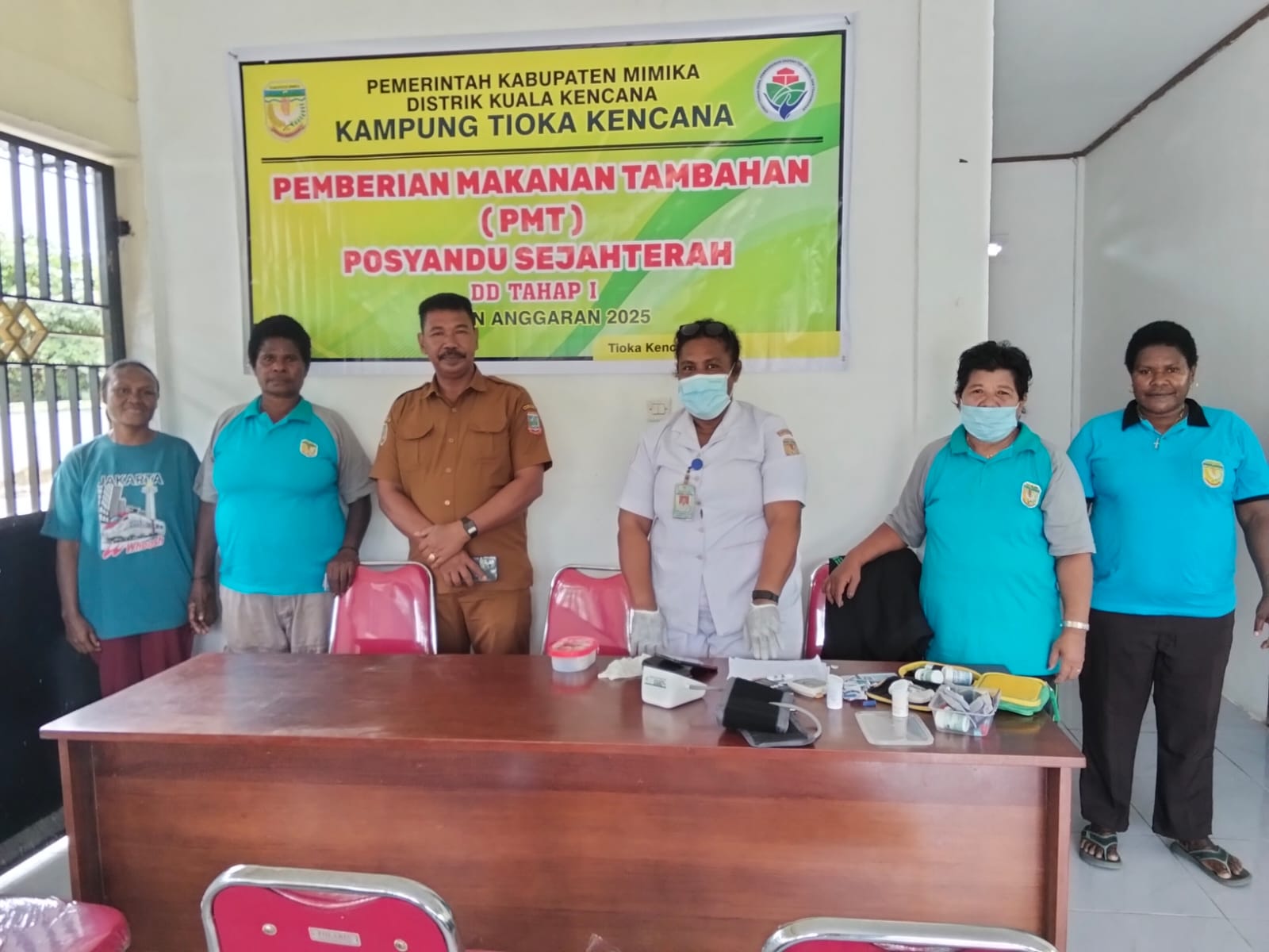 POSYANDU SEJAHTERA KAMPUNG PIOKA KENCANA AKTIF BERI MAKANAN TAMBAHAN UNTUK BALITA, IBU HAMIL, DAN LANSIA