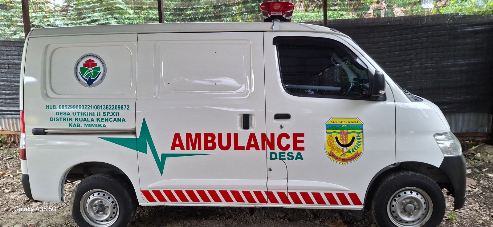 Mobil ambulan pengadaan dari Kampung Utikini Dua 